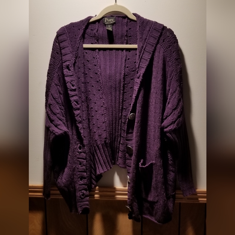 šš„HOST PICKš„Pure Handknit brand button up cardigan with hood - Picture 6 of 9